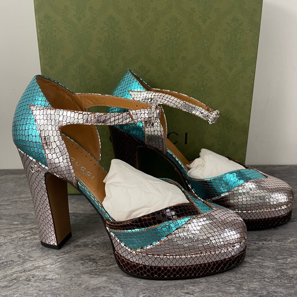 Gucci Shoes - Brand New Gucci Multi 648695 Python Print Metallic Leather Platform Pumps 39.5